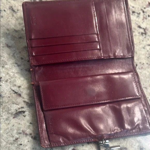 Prada Brown Leather Wallet with Clasp - Picture 3 of 8